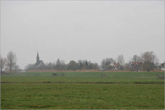 Oudendijk in decembernevelen gehuld