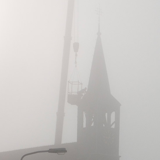 Zoom: Mistig werk aan de kerk