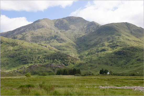 Luinne Bheinn from the Barisdale bothy, with the White House